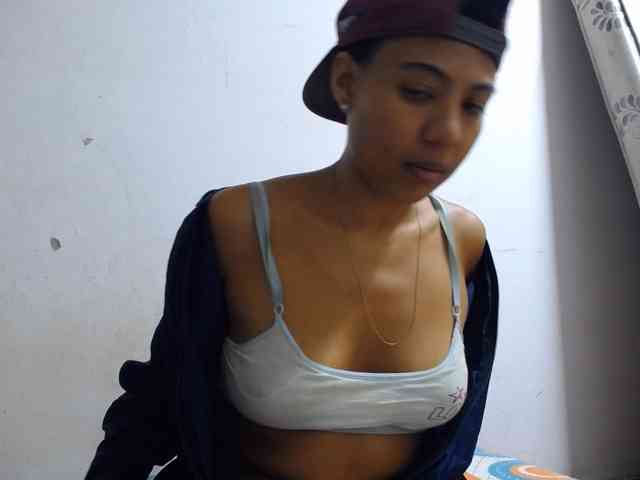Katiuska_32 webcam