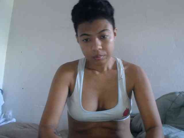 Katiuska_32 webcam