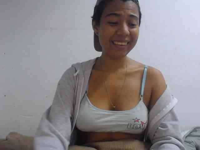 Katiuska_32 webcam