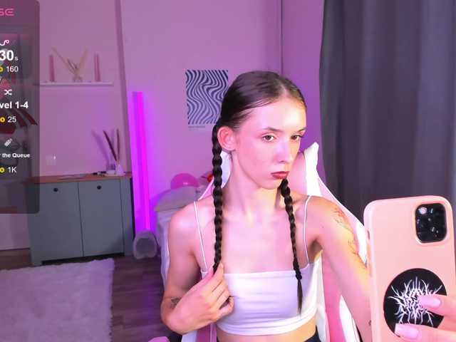 AnnaOddy live cam on BongaCams