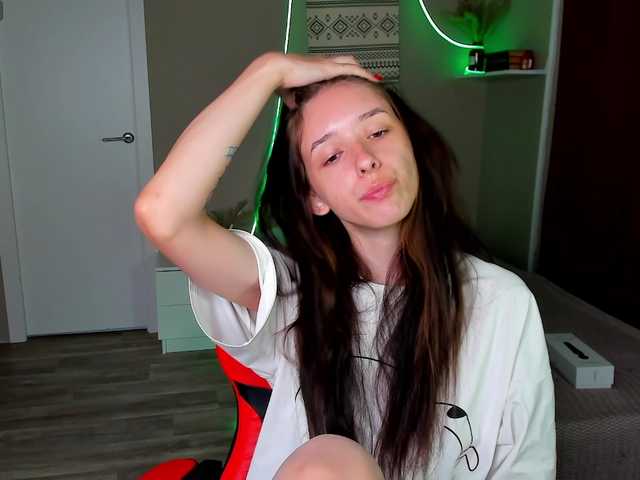 AnnaOddy live cam on BongaCams