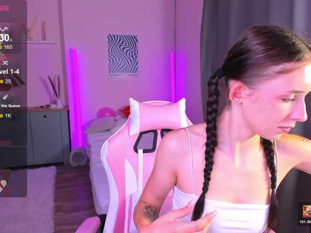 AnnaOddy live cam on BongaCams
