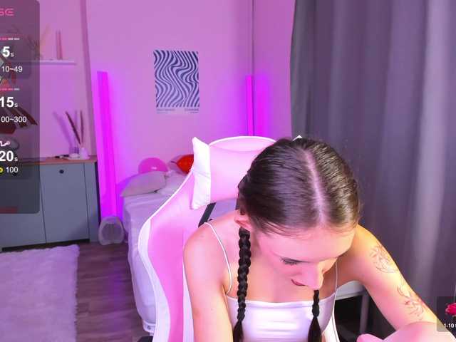 AnnaOddy live cam on BongaCams