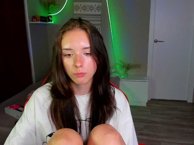 AnnaOddy live cam on BongaCams