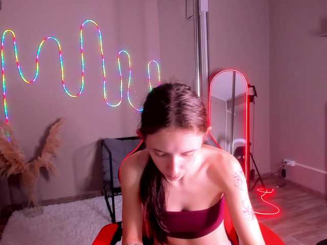 AnnaOddy live cam on BongaCams