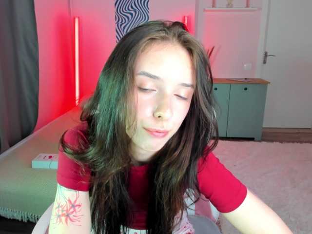 AnnaOddy live cam on BongaCams