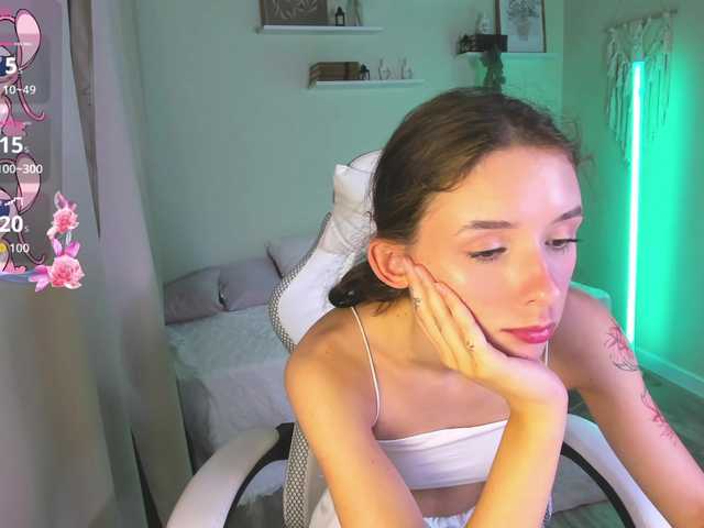 AnnaOddy live cam on BongaCams