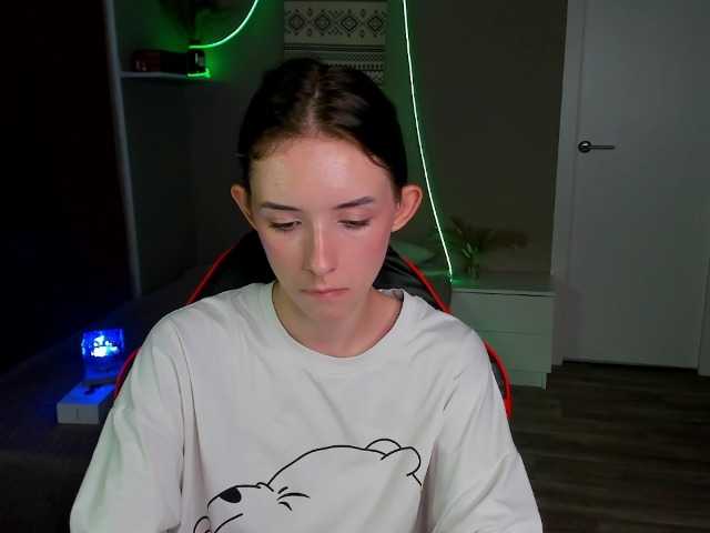 AnnaOddy live cam on BongaCams