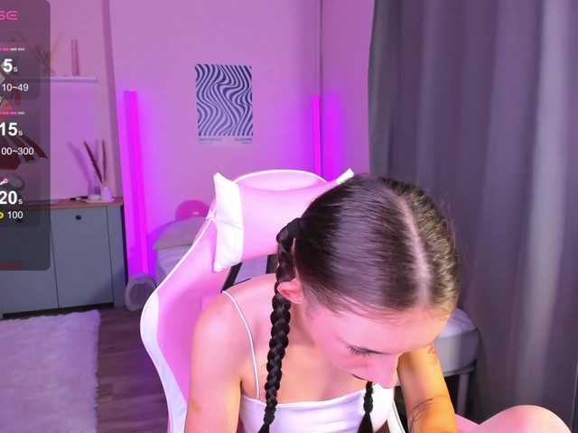 AnnaOddy live cam on BongaCams