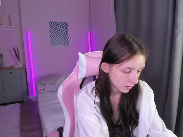 AnnaOddy live cam on BongaCams