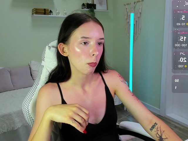 AnnaOddy live cam on BongaCams