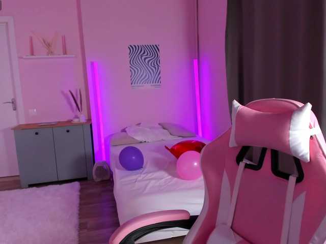 AnnaOddy live cam on BongaCams