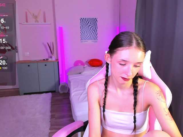 AnnaOddy live cam on BongaCams