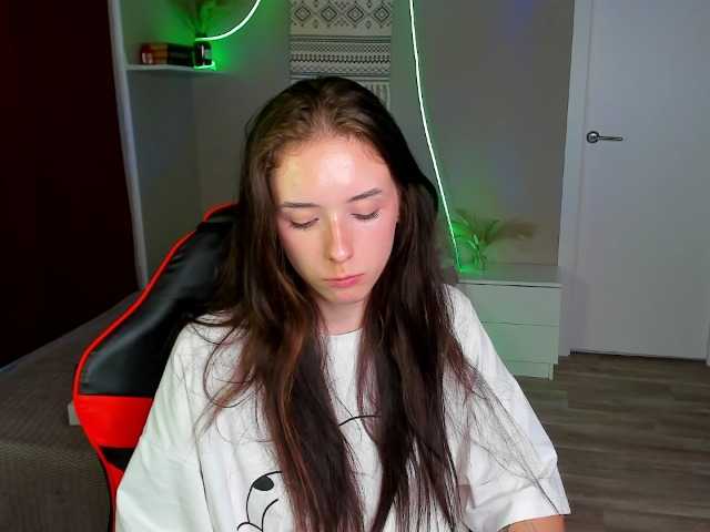 AnnaOddy live cam on BongaCams