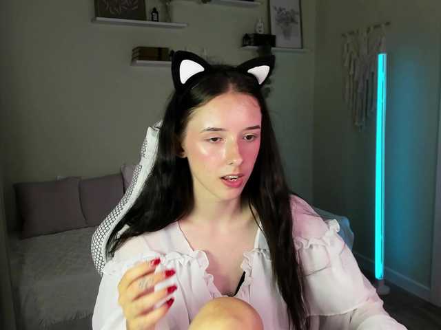 AnnaOddy live cam on BongaCams