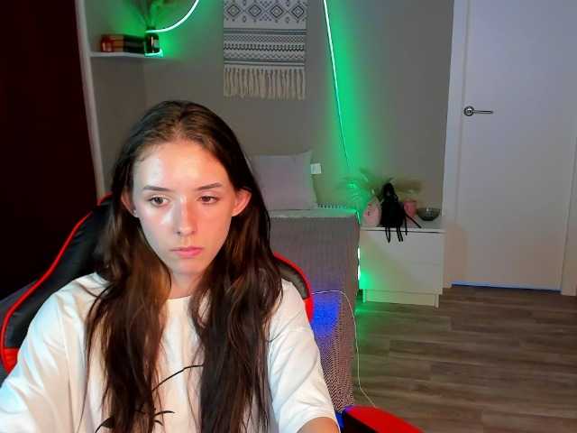 AnnaOddy live cam on BongaCams
