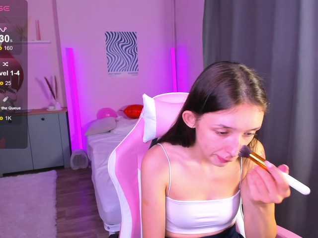AnnaOddy live cam on BongaCams