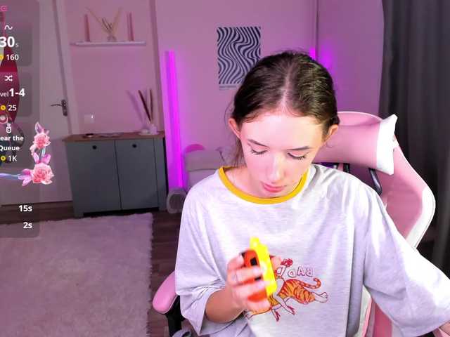 AnnaOddy live cam on BongaCams