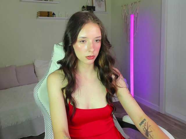 AnnaOddy live cam on BongaCams