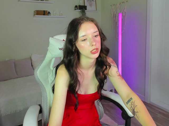 AnnaOddy live cam on BongaCams