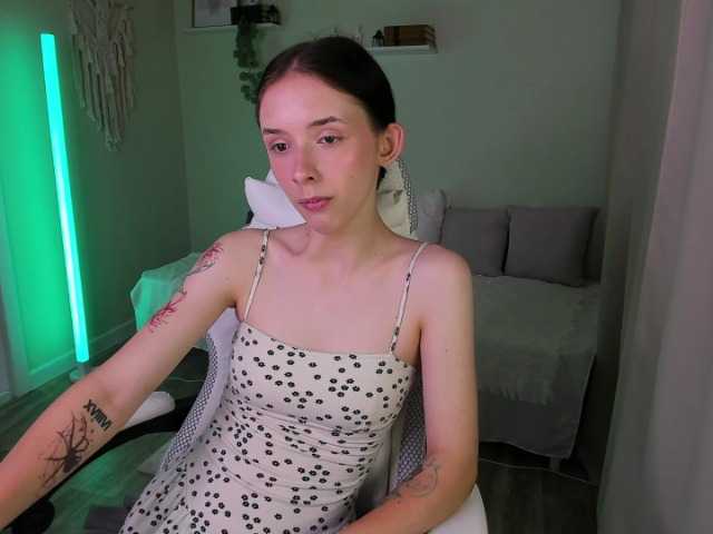 AnnaOddy live cam on BongaCams