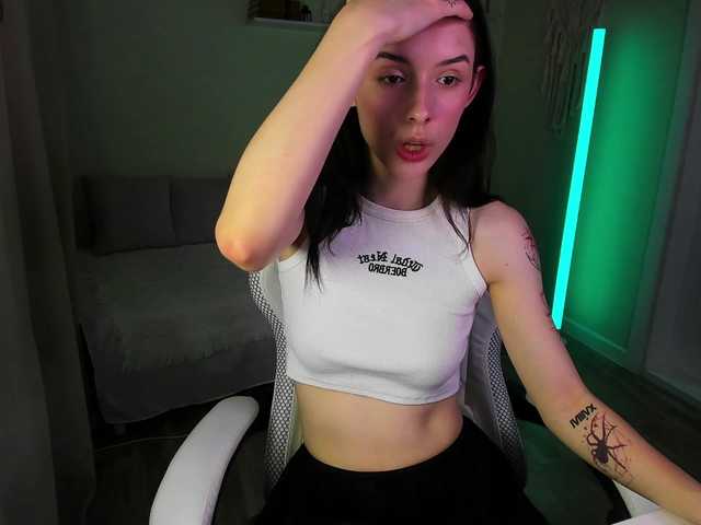 AnnaOddy live cam on BongaCams