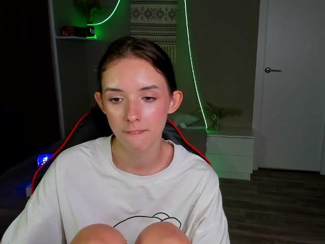 AnnaOddy live cam on BongaCams
