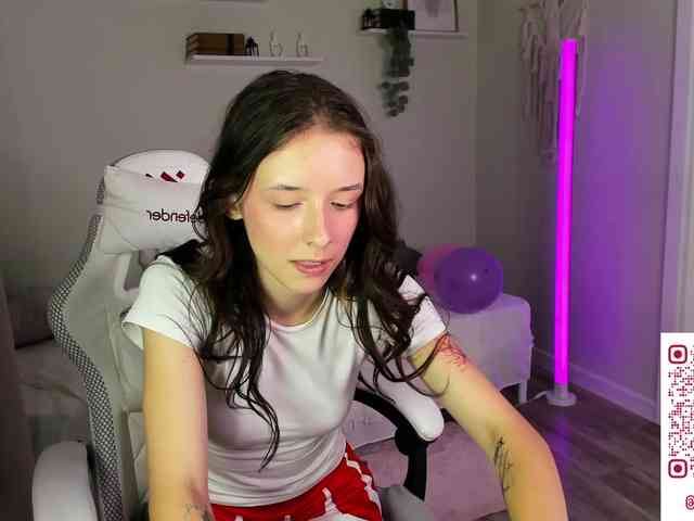 Модель: AnnaOddy