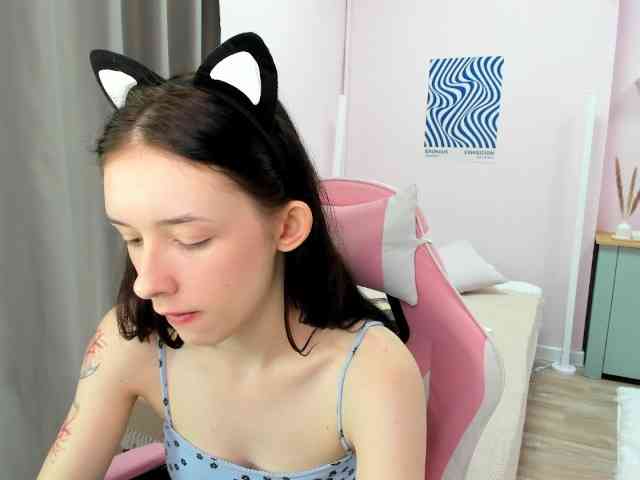 AnnaOddy webcam