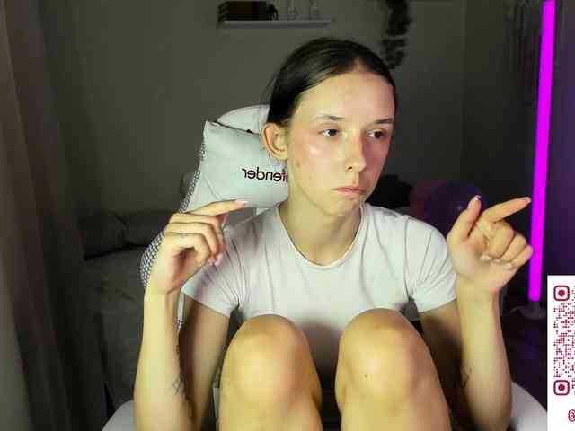 AnnaOddy webcam