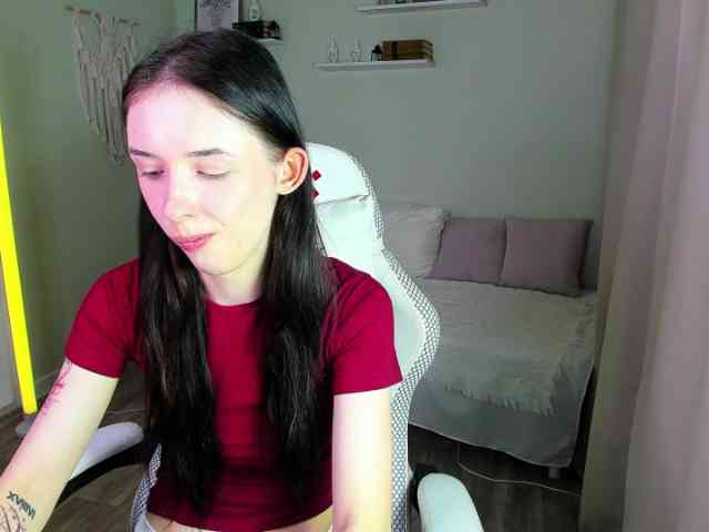 AnnaOddy webcam