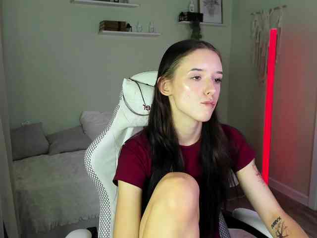 AnnaOddy Sex Cam Show