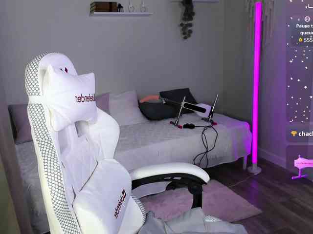 AnnaOddy webcam