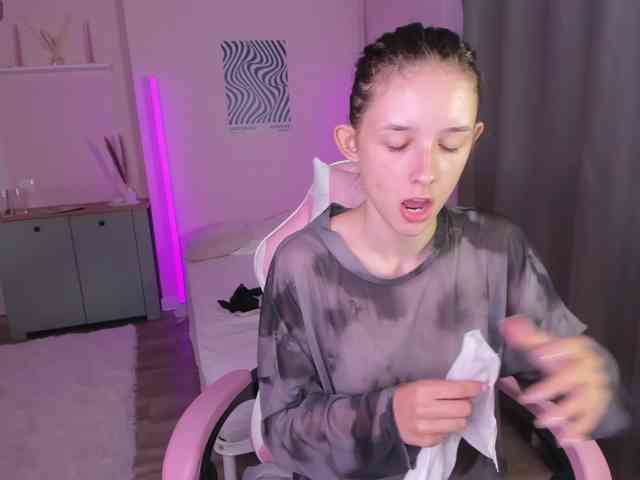 AnnaOddy Sex Cam Show