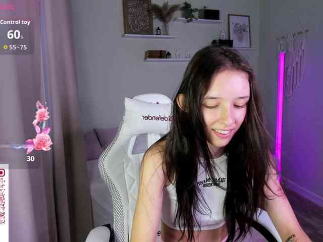 AnnaOddy webcam