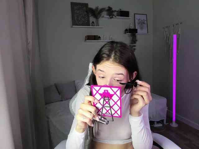 AnnaOddy webcam