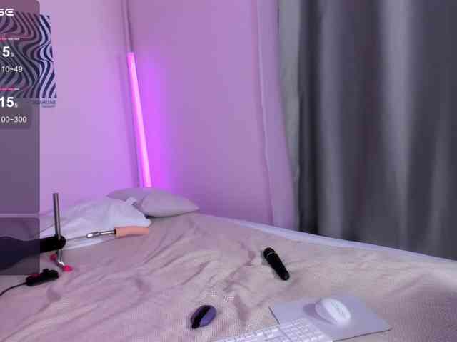 AnnaOddy webcam
