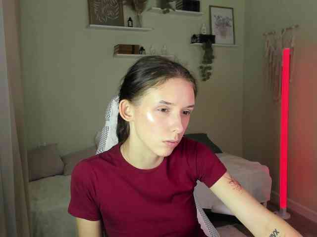 AnnaOddy Sex Cam Show