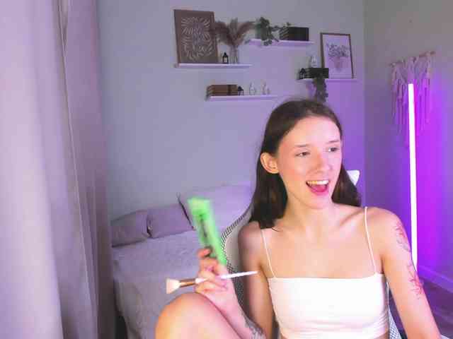 AnnaOddy AnnaOddy