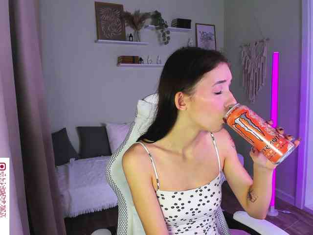 AnnaOddy AnnaOddy