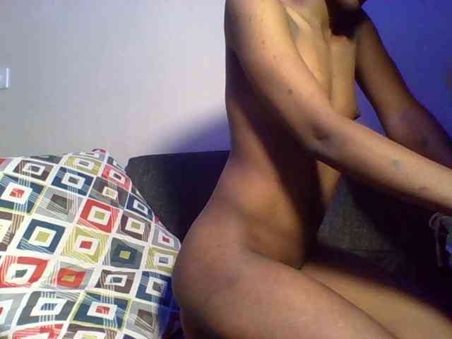 Sweetpassion21 webcam