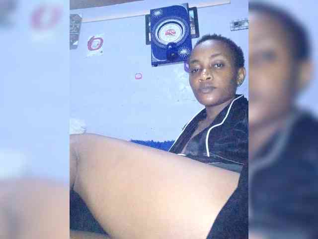 Brandhy Live Webcam on BongaCams