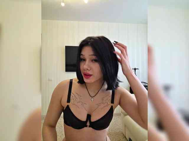 Alexa-Lee webcam