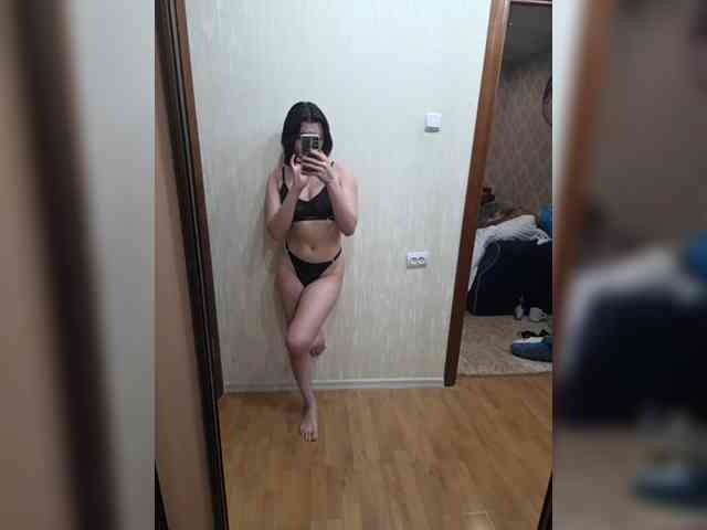Alexa-Lee webcam
