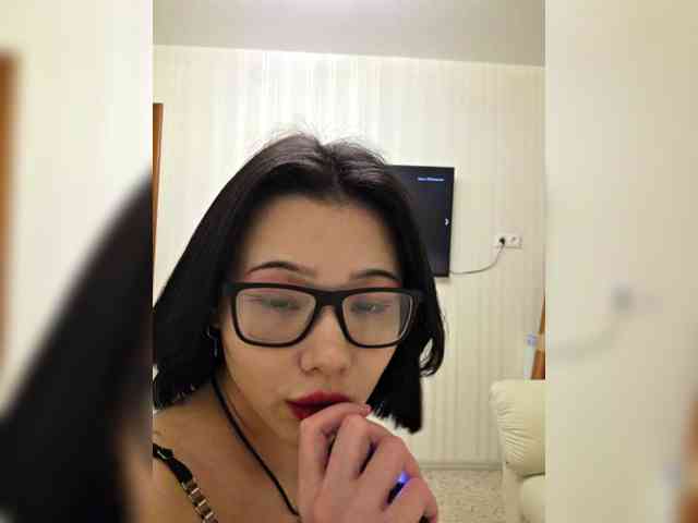 Alexa-Lee webcam