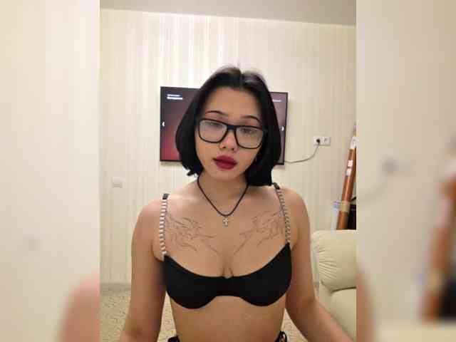 Alexa-Lee webcam