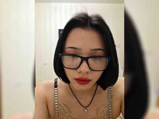 Alexa-Lee webcam