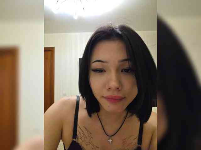 Alexa-Lee Live Webcam on BongaCams