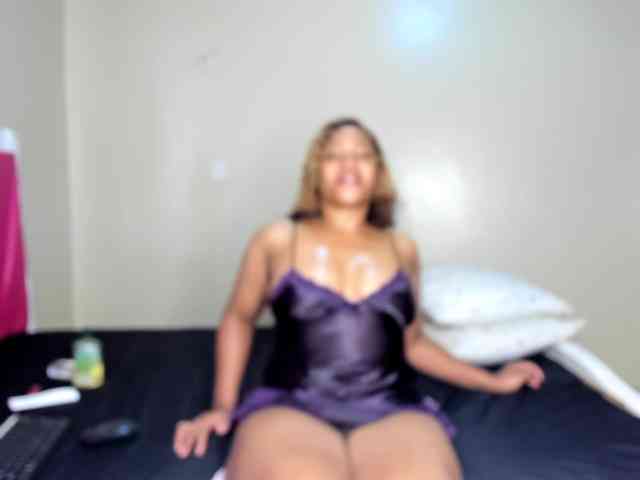 LylaxXx69 webcam