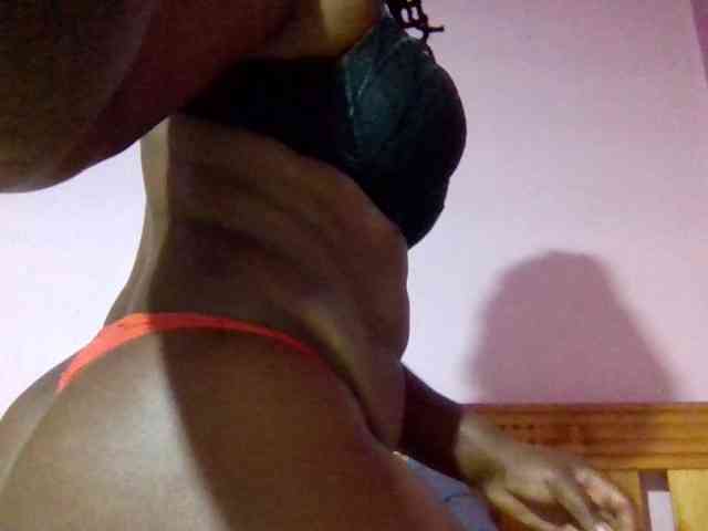 Puresweetness02l webcam